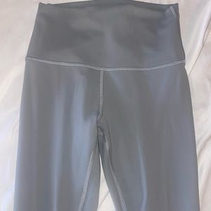 Grey lululemon wunder train leggings